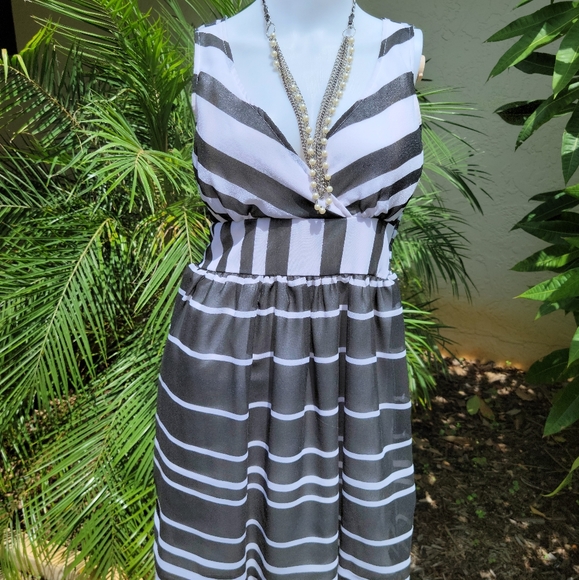 Dots Cocktail Casual Party Dress Size Small - Picture 4 of 8